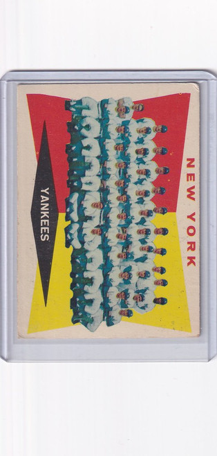 1960 Topps Baseball #332 New York Yankees Team Card