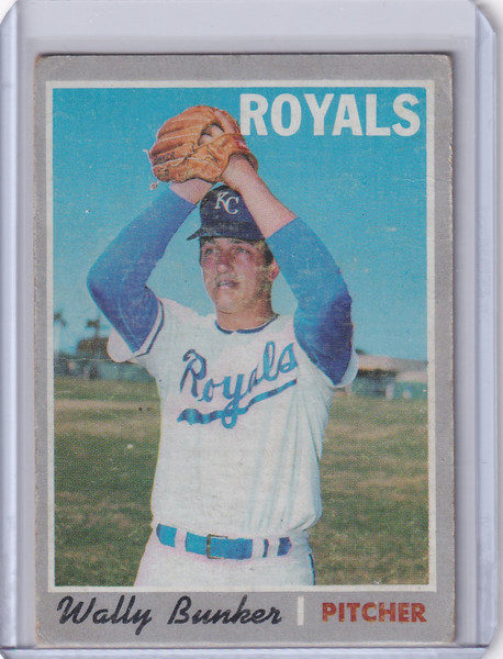 1970 Topps Baseball #266 Wally Bunker - Kansas City Royals
