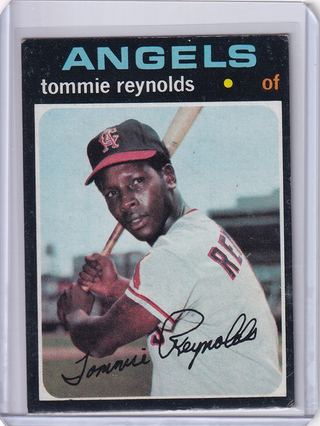 1971 Topps Baseball #676 Tommie Reynolds - California Angels