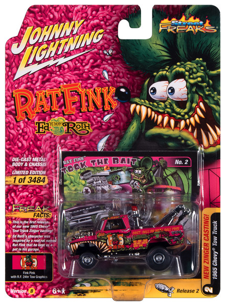 Johnny Lightning 1:64 Street Freaks Ver B 1965 Chevy Tow Truck Fink Pink