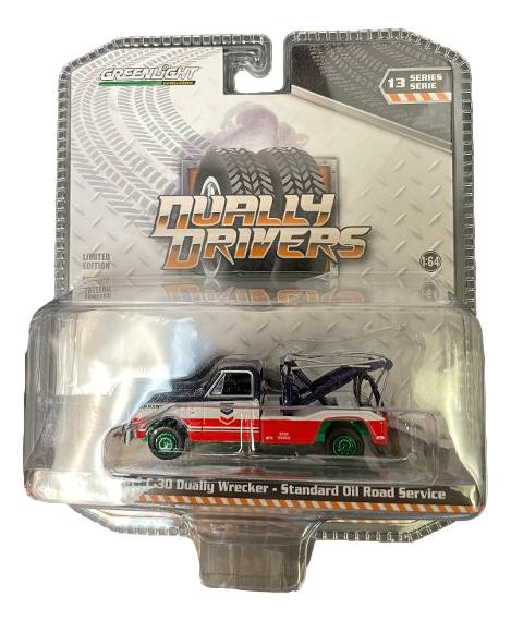 Greenlight 1:64 Dually Driver SR 13 1968 Chevrolet C-30 Dually Wrecker CHASE