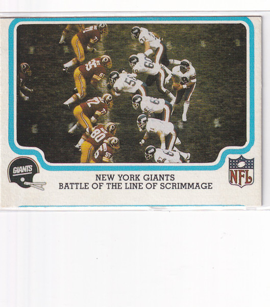 1979 FLEER #35 NEW YORK GIANTS BATTLE OF THE LINE OF SCRIMMAGE- NEW YORK GIANTS