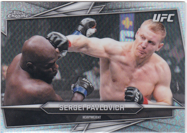 2026 Topps Chrome UFC #84 Sergei Pavlovich UFC Glove Refractor