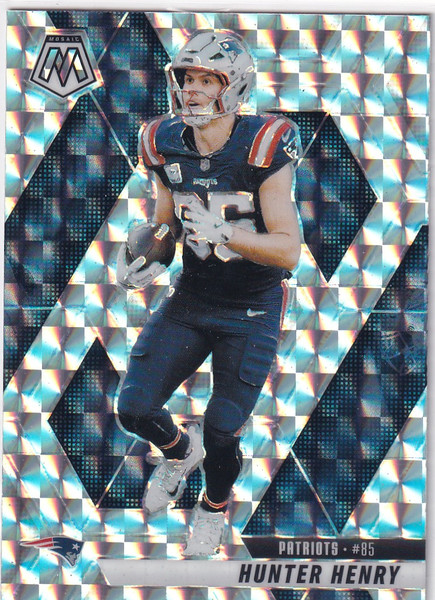 2025 MOSAIC #79 HUNTER HENRY SILVER REACTIVE- NEW ENGLAND PATRIOTS