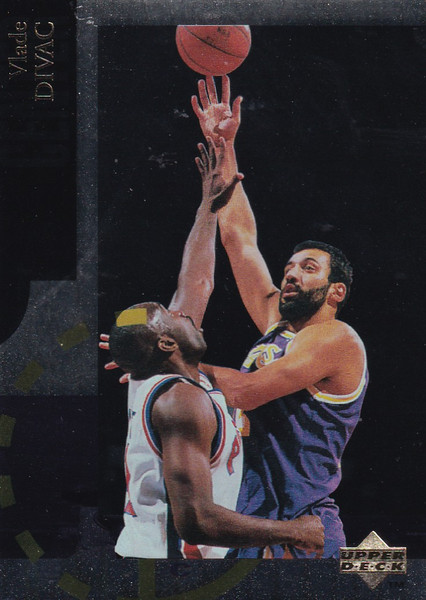 1995 UPPER DECK #SE132 VLADE DIVAC- LOS ANGELES LAKERS