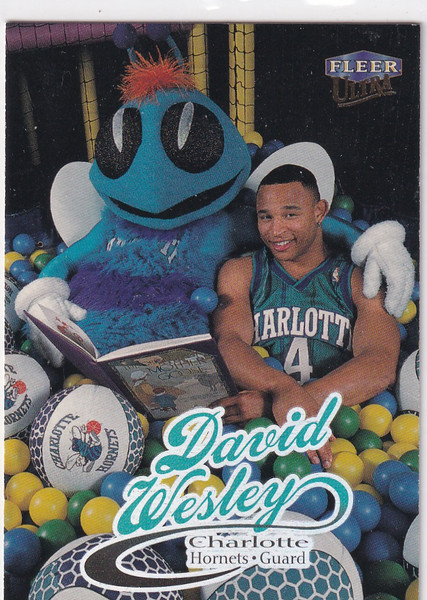 1998 FLEER #24 DAVID WESLEY MASCOT- CHARLOTTE HORNETS