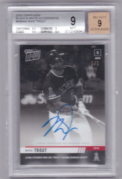 2019 Topps Now Black & White #49BWA Mike Trout 1/1 Auto BGS 9 Los Angeles Angels