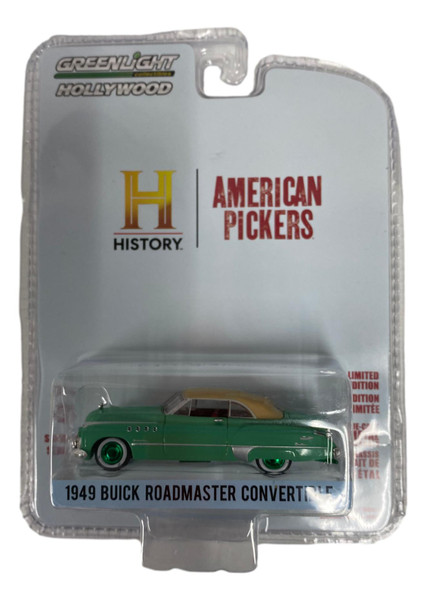 Greenlight 1:64 Hollywood Series 37 1949 Buick Roadmaster Convertible CHASE