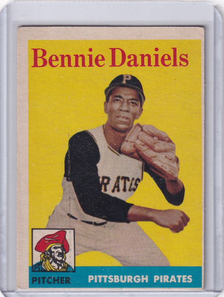 1958 Topps #392 Bennie Daniels  - Pittsburgh Pirates RC