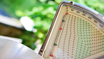 Vintage Kitchen Scale