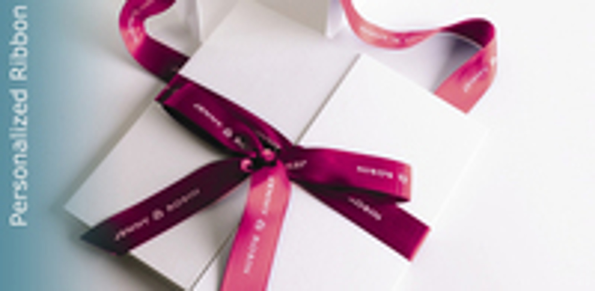 3 Reasons Corporate Love Logo Printed To Wrap Gifts