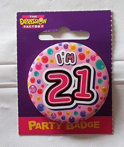 Badge 21 I'm Small Pink 55mm