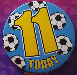 Badge 11 Today Small Blue 55mm