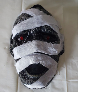Flashing Eyes Evil Mummy Head Black