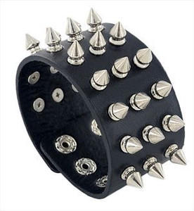 Wristband Spike