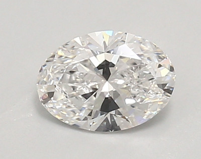 0.9-Carat Oval Lab Grown Diamond