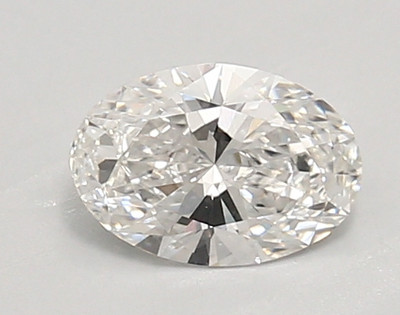 0.9-Carat Oval Lab Grown Diamond