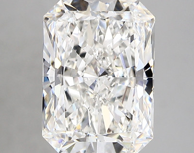 2.8-Carat Radiant Lab Grown Diamond