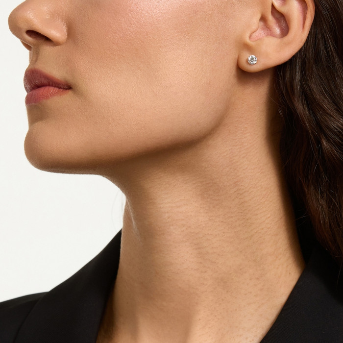 1 1/4 CT T.W. 14K White Round Cut Studs Earrings With Screw Backs