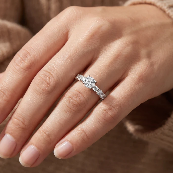 2Ct Diamond Engagement Ring 14k Gold Lab Grown