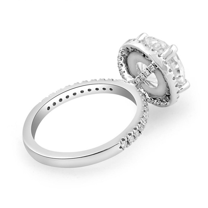 3 1/2Ct Diamond Halo Lab Grown Engagement Ring in White, Yellow or Rose Gold 3 1/2Ct Diamond Halo Lab Grown Engagement Ring in White, Yellow or Rose Gold