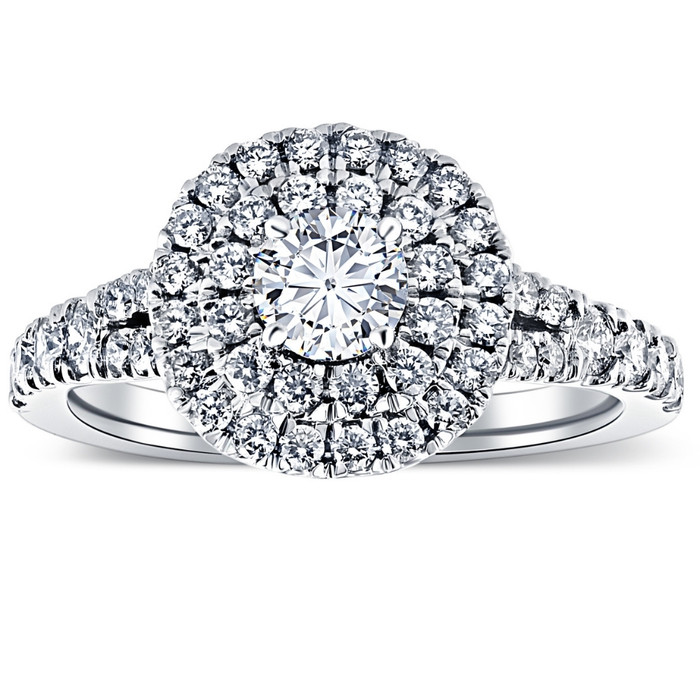 1 1/4 Ct TW Lab Grown Diamond Cushion Halo Engagement Ring in White Gold 1 1/4 Ct TW Lab Grown Diamond Cushion Halo Engagement Ring in White Gold