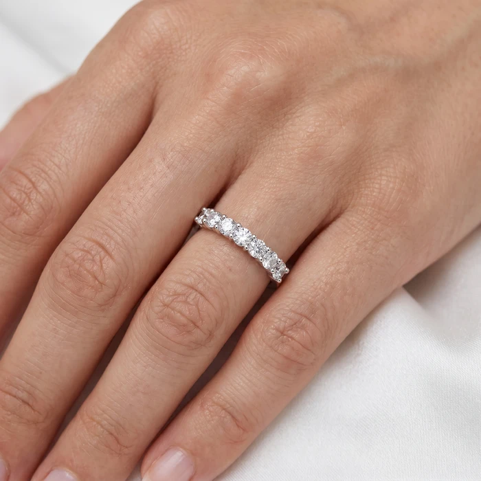 1Ct TW Diamond Common Prong Stackable Wedding Ring 14k Gold/Platinum Lab Grown