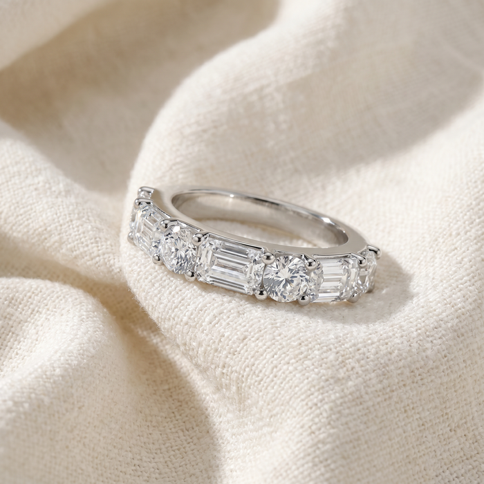 2.30Ct Emerald & Round Diamond Wedding Anniversary Ring 14k Lab Grown