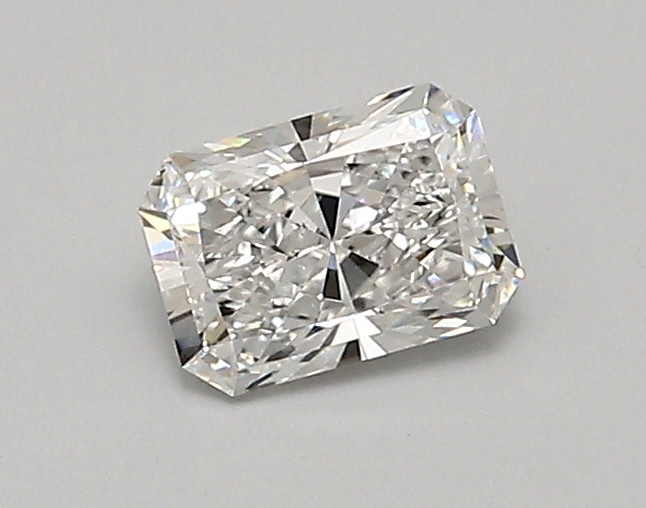 0.7-Carat Radiant Lab Grown Diamond