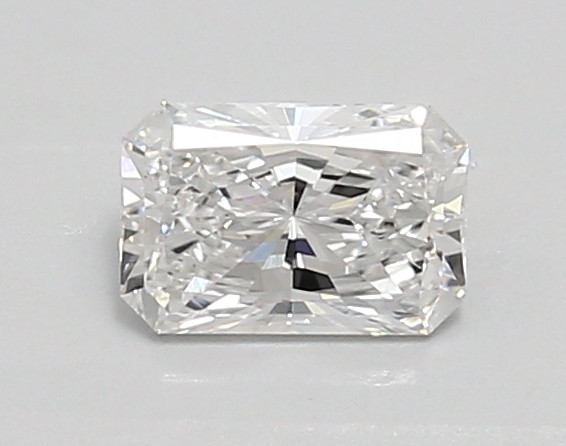 0.8-Carat Radiant Lab Grown Diamond