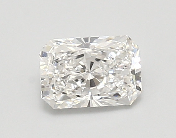 0.8-Carat Radiant Lab Grown Diamond
