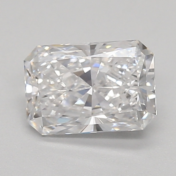 0.8-Carat Radiant Lab Grown Diamond