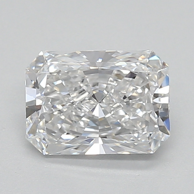 0.9-Carat Radiant Lab Grown Diamond