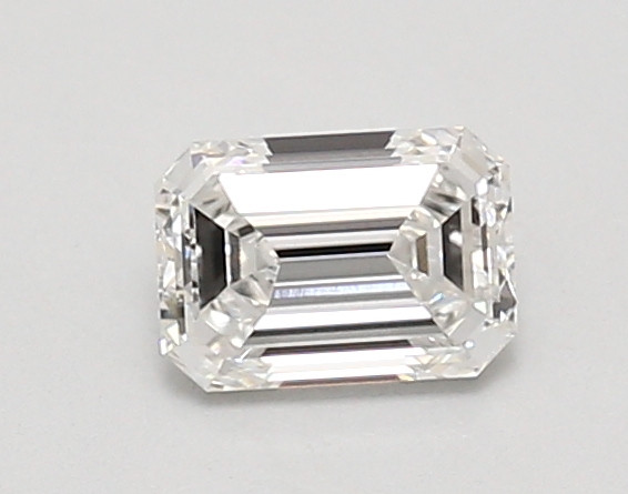 0.9-Carat Emerald Lab Grown Diamond