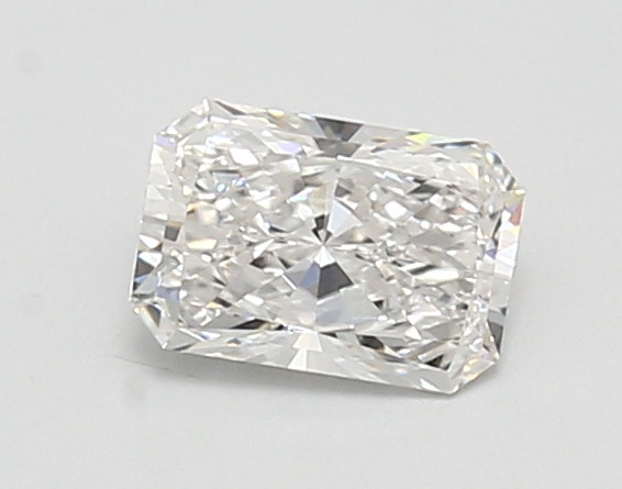 0.9-Carat Radiant Lab Grown Diamond