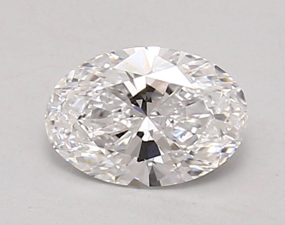 0.9-Carat Oval Lab Grown Diamond