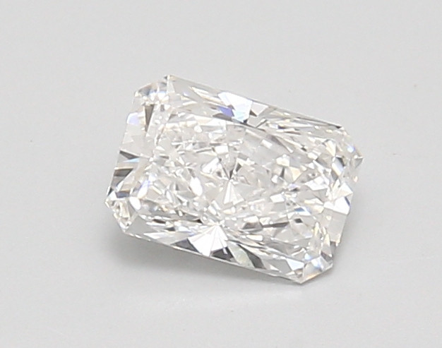 0.9-Carat Radiant Lab Grown Diamond