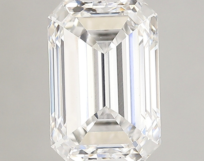 1.9-Carat Emerald Lab Grown Diamond