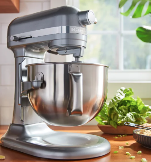 KitchenAid 6 Quart Bowl-Lift Stand Mixer with Attachments and Pouring Shield