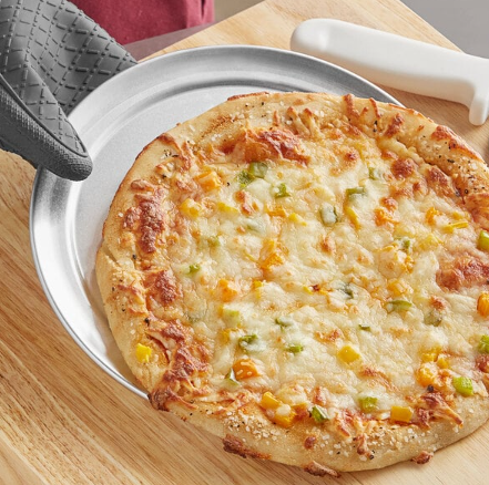 Winco APZT-10 10" Wide Rim Pizza Pan - PT10