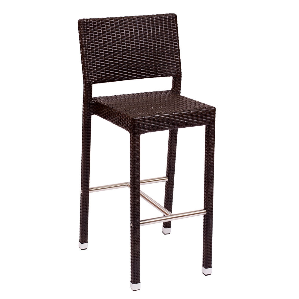 Outdoor Chairs & Barstools