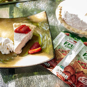 No Bake Strawberry Cream Pie