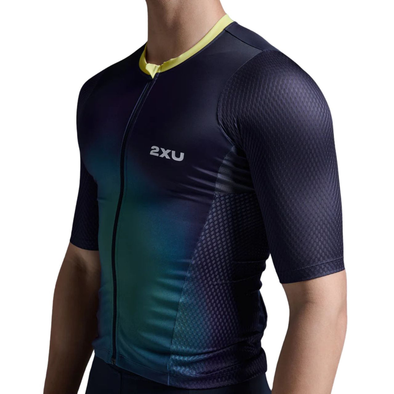 2XU Men's Aero Hex Sleeved Tri Top - 2026