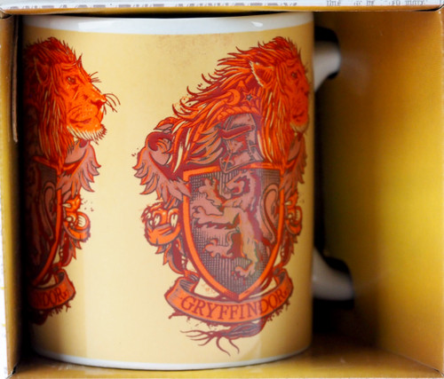 Officially Licensed Harry Potter Mug - Coat of Arms - Gryffindor