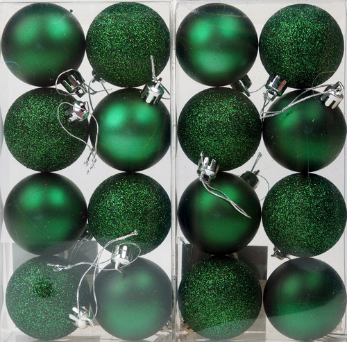 Set Of 16 Emerald Green Christmas Tree Baubles Decorations Set Of 16 Emerald Green Christmas Tree Baubles Decorations