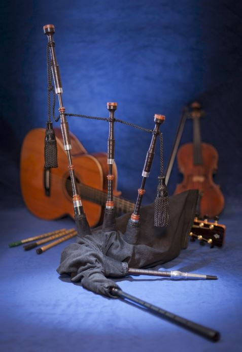 McCallum Blackwood Folk Pipes with Mopane and Alloy Mounts