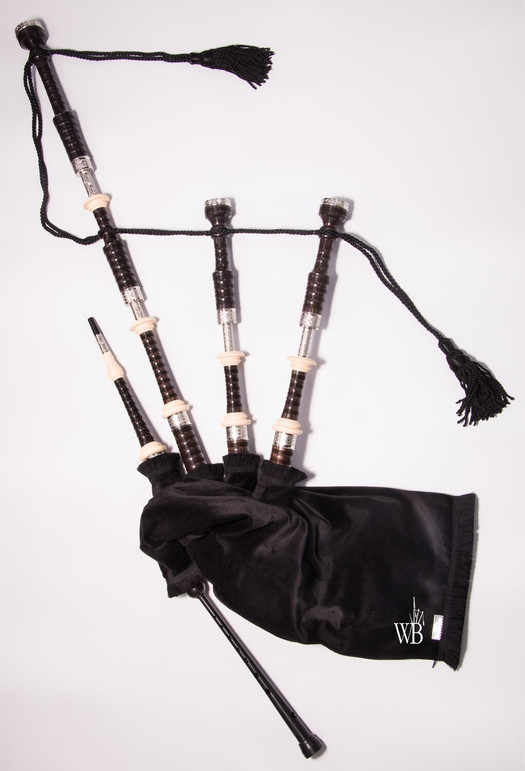 Wallace Classic 4 - Dot Knot