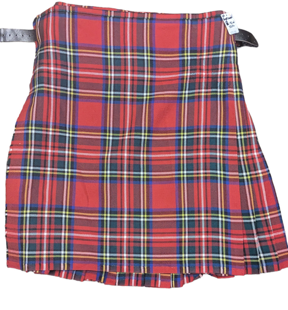 Used 5 Yard  Royal Stewart Modern: 29"-35" W x 23.5" L