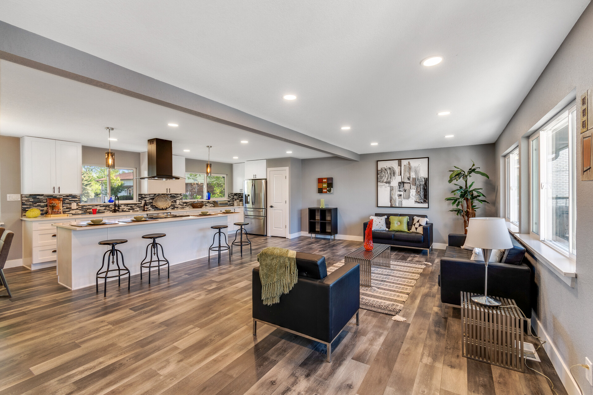 Alternative banner alt