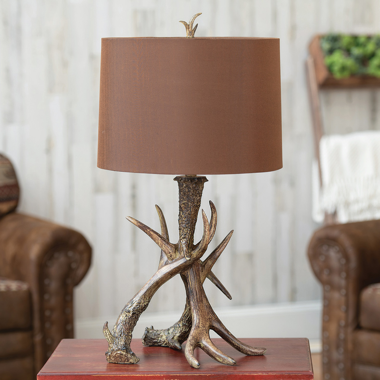 Antler Decor: Rustic Ridge Antler Table Lamp | Camo Trading